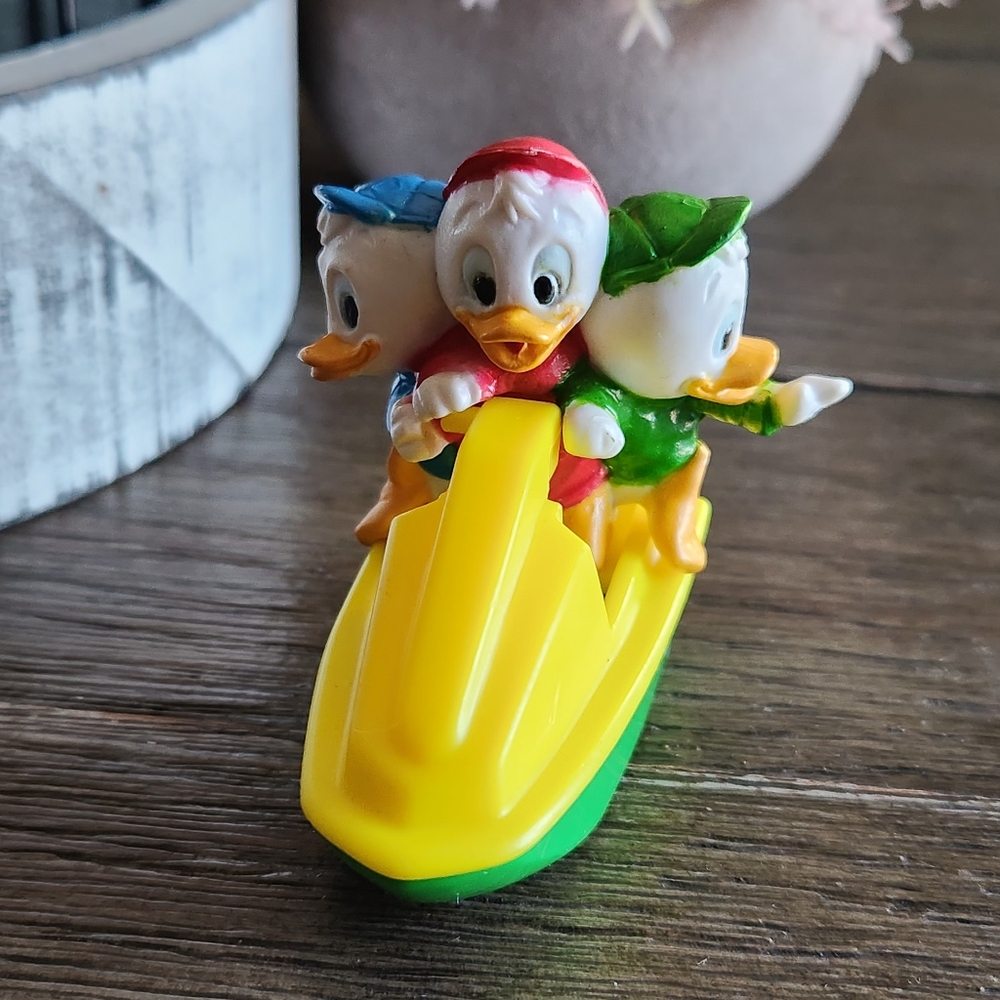 Vintage 1988  Huey Dewey Louie Duck Tales Jet Ski Toy McDonalds Happy Meal cake